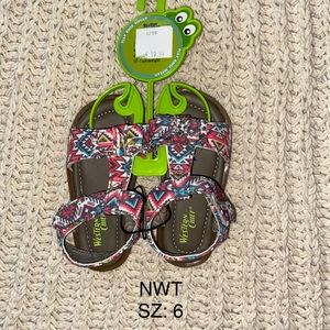 🌻💜 baby girl sandals